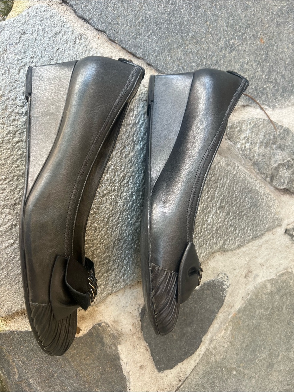 Stuart Weitzman Graphite Bow Ballet Flats - Picture 5 of 6